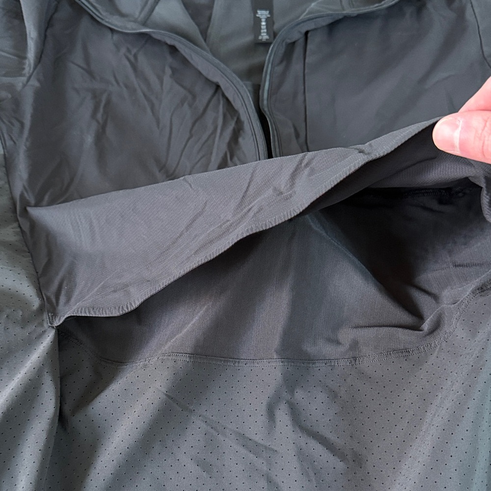 lululemon Light Jacket - image 7